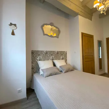 D'hotes L'escale Bed and Breakfast 3*