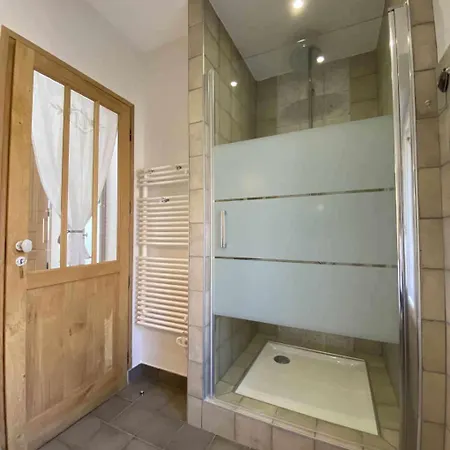 D'hotes L'escale Bed and Breakfast Emeringes