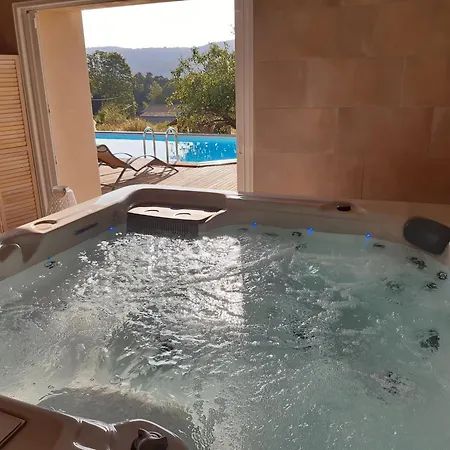 Bed and Breakfast D'hotes L'escale 3*