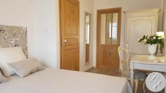 D'hotes L'escale Bed & Breakfast